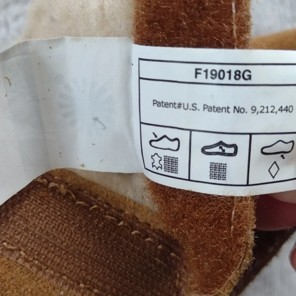 UGG Infant Lemmy II Bootie Chestnut Suede Size 2/3